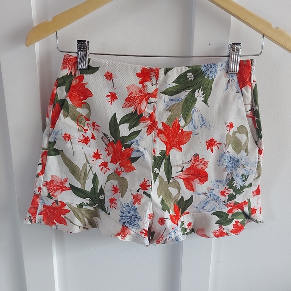 Zara hight waist tropical frills short, zip closure, size S - Picture 8 of 8